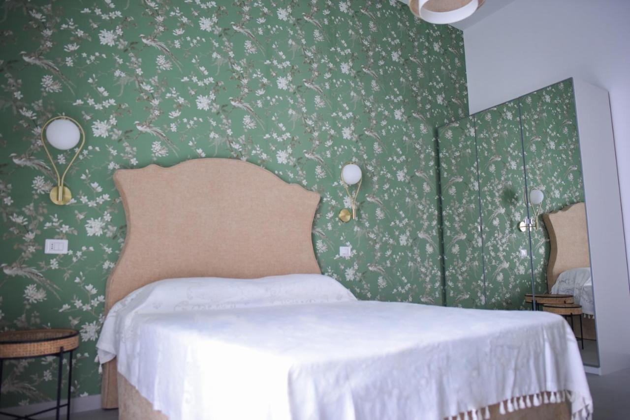 Corso Vittorio Elegant Suites Lipari Exterior photo