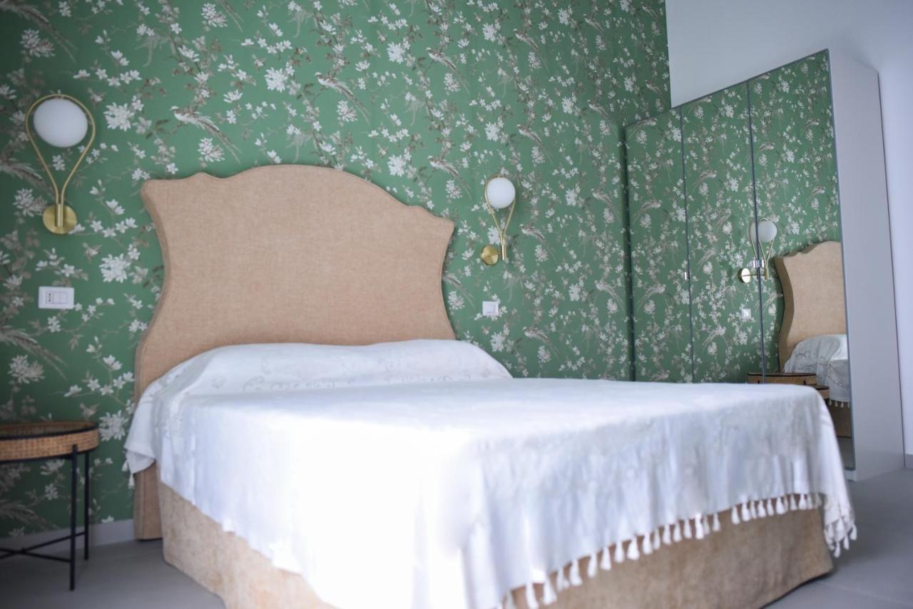 Corso Vittorio Elegant Suites Lipari Exterior photo