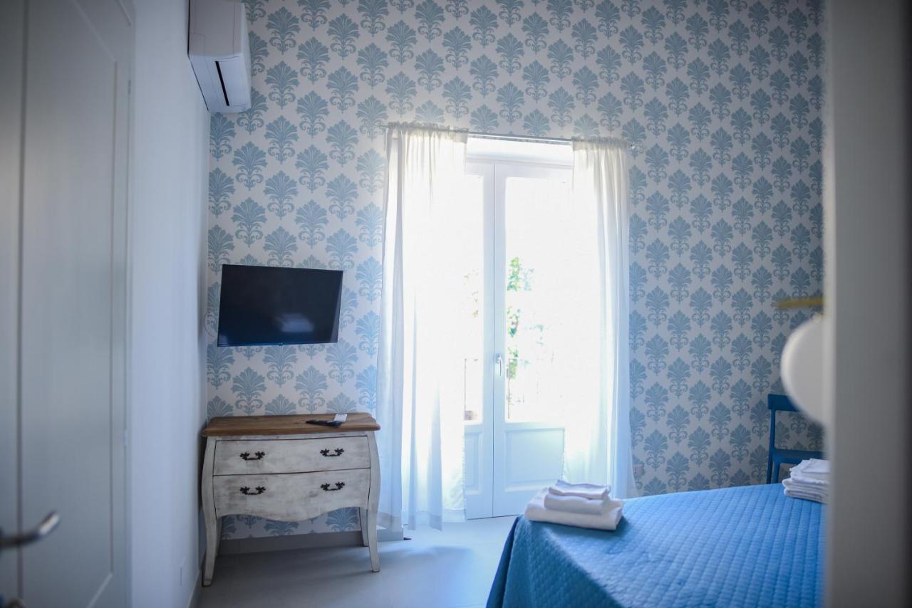 Corso Vittorio Elegant Suites Lipari Exterior photo