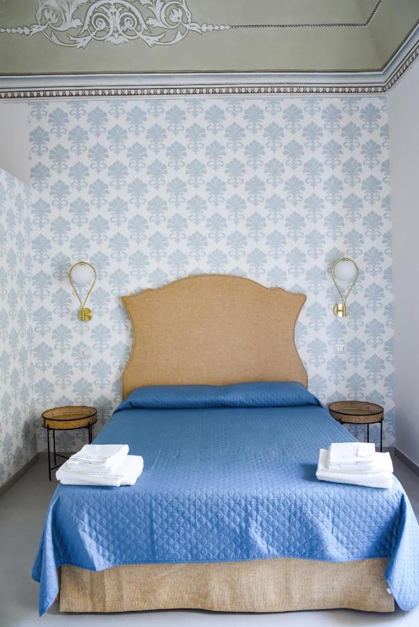 Corso Vittorio Elegant Suites Lipari Exterior photo